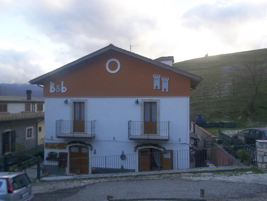 Le Antiche Torri Bed and Breakfast Pescasseroli Eksteriør billede