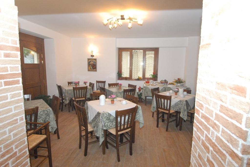 Le Antiche Torri Bed and Breakfast Pescasseroli Eksteriør billede