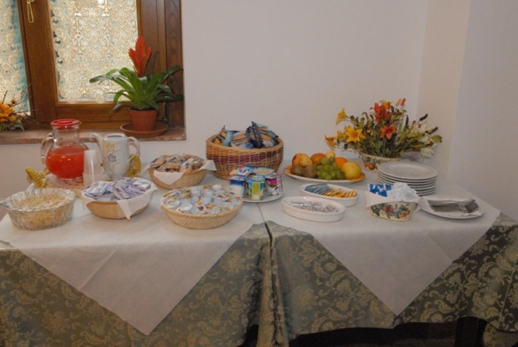 Le Antiche Torri Bed and Breakfast Pescasseroli Eksteriør billede